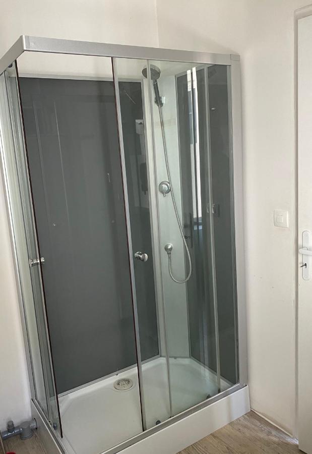 Appartement Au Coeur De La Vieille Ville บูโลญ-ซูร์-แมร์ ภายนอก รูปภาพ