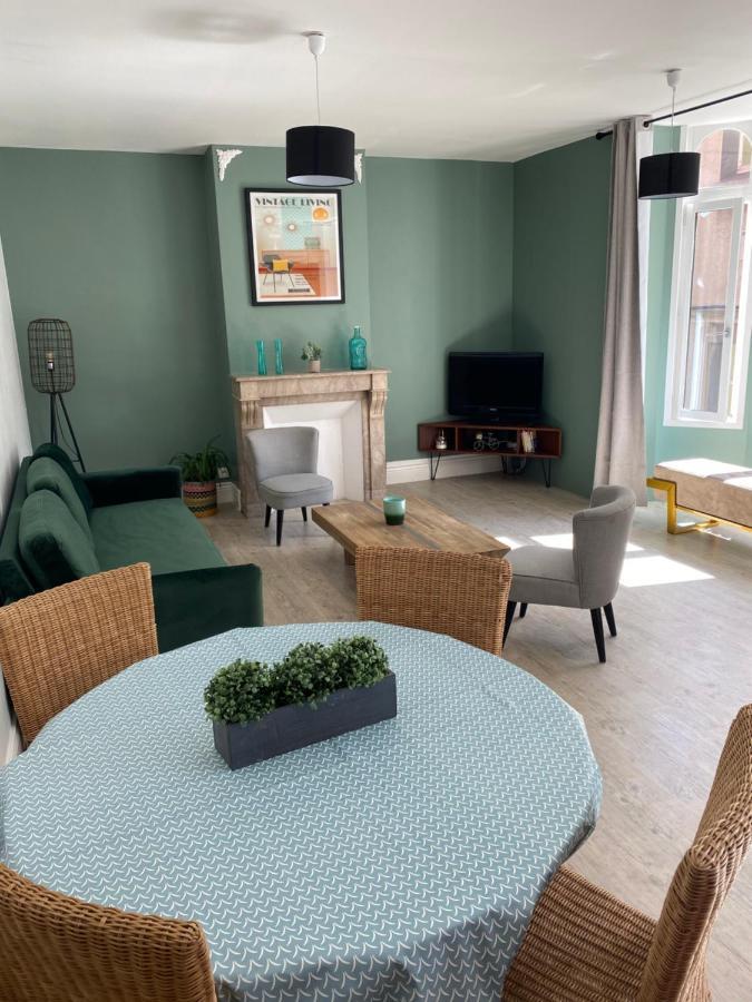 Appartement Au Coeur De La Vieille Ville บูโลญ-ซูร์-แมร์ ภายนอก รูปภาพ